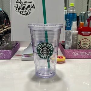 Starbucks grande cup
